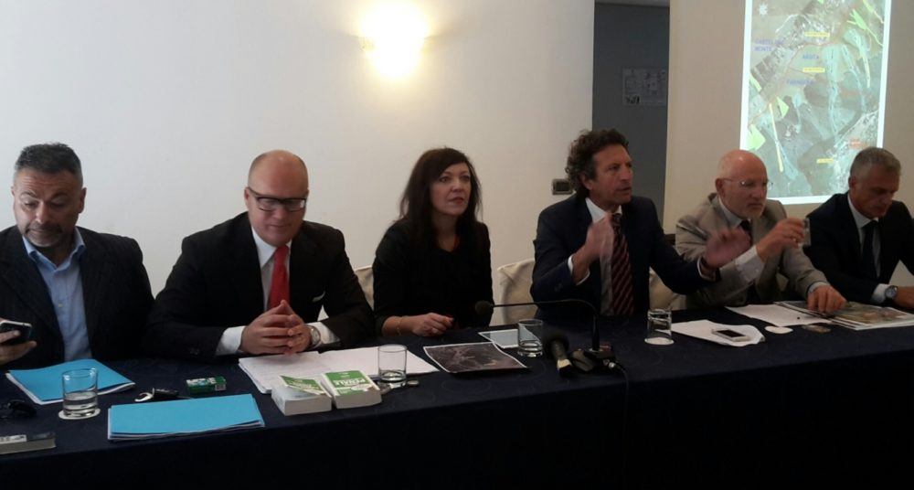 Hotel Rigopiano, atto d’accusa contro la Regione: “Se avesse applicato la legge sarebbero tutti vivi”