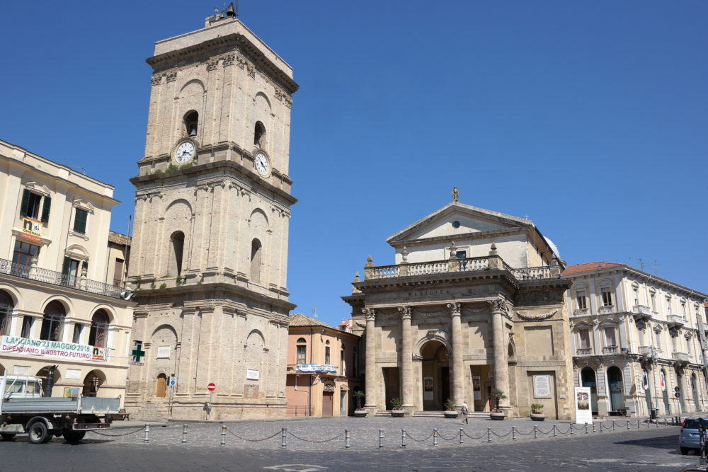 Lanciano, stretta anticontagio: il sindaco Pupillo chiude scuole, strade e piazze