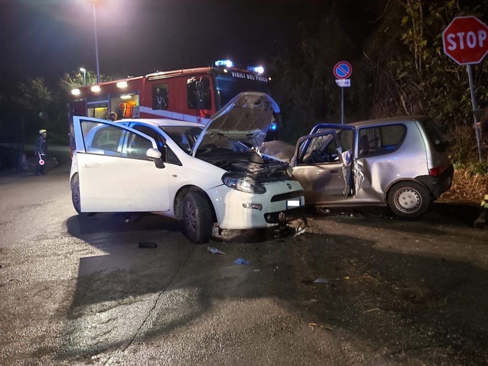 Spoltore, incidente tra due auto: morta una donna, in fin di vita il marito /FOTO