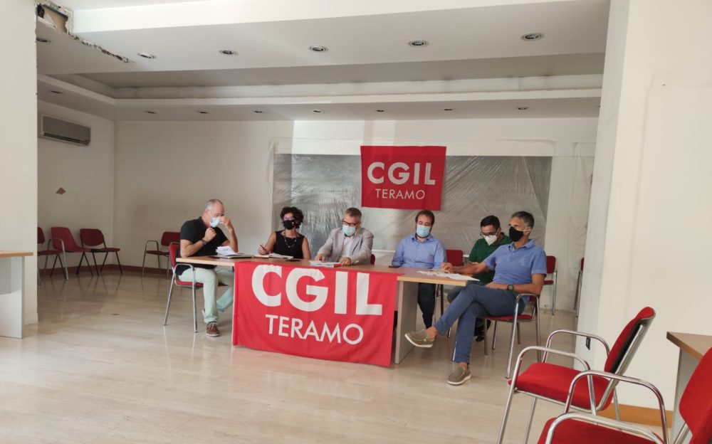 Teramo, la Cgil chiede un tavolo sulle scuole per la ripartenza in sicurezza
