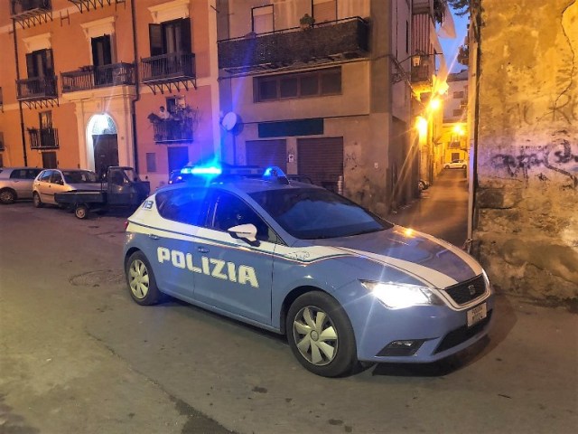 Teramo: festa in casa, sanzionati diciassette ragazzi